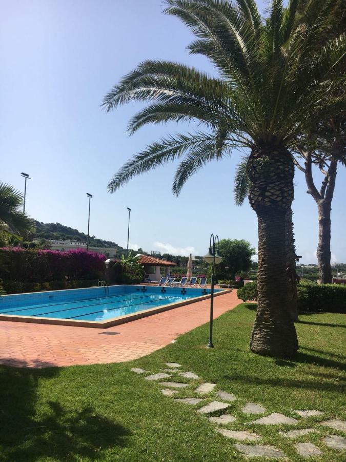 Villa Moma Giardino, Tennis E Piscina Panoramica Isquia Exterior foto